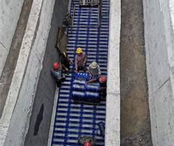 �������˳�ʩ���ֳ�